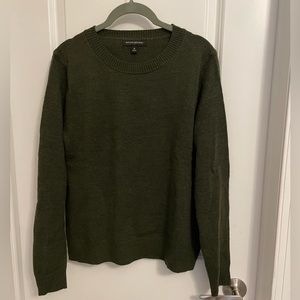 Banana Republic Factory Sweater Dark Green - Size M